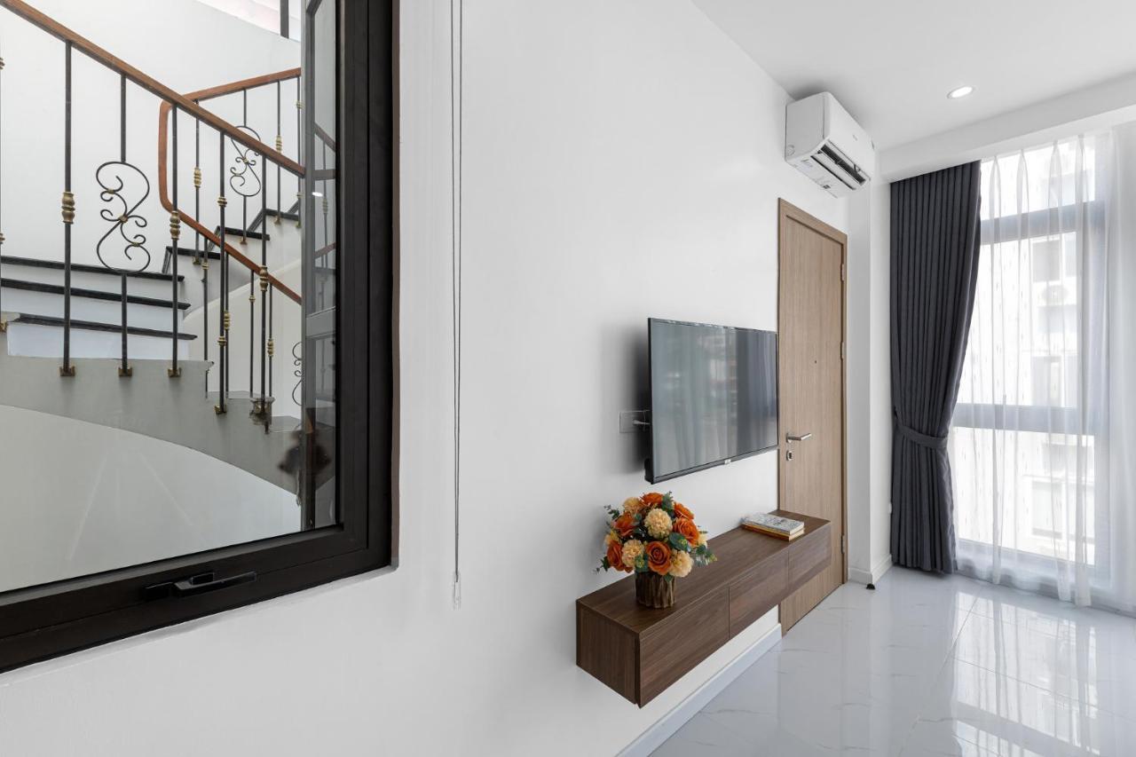 Ami House 1 *