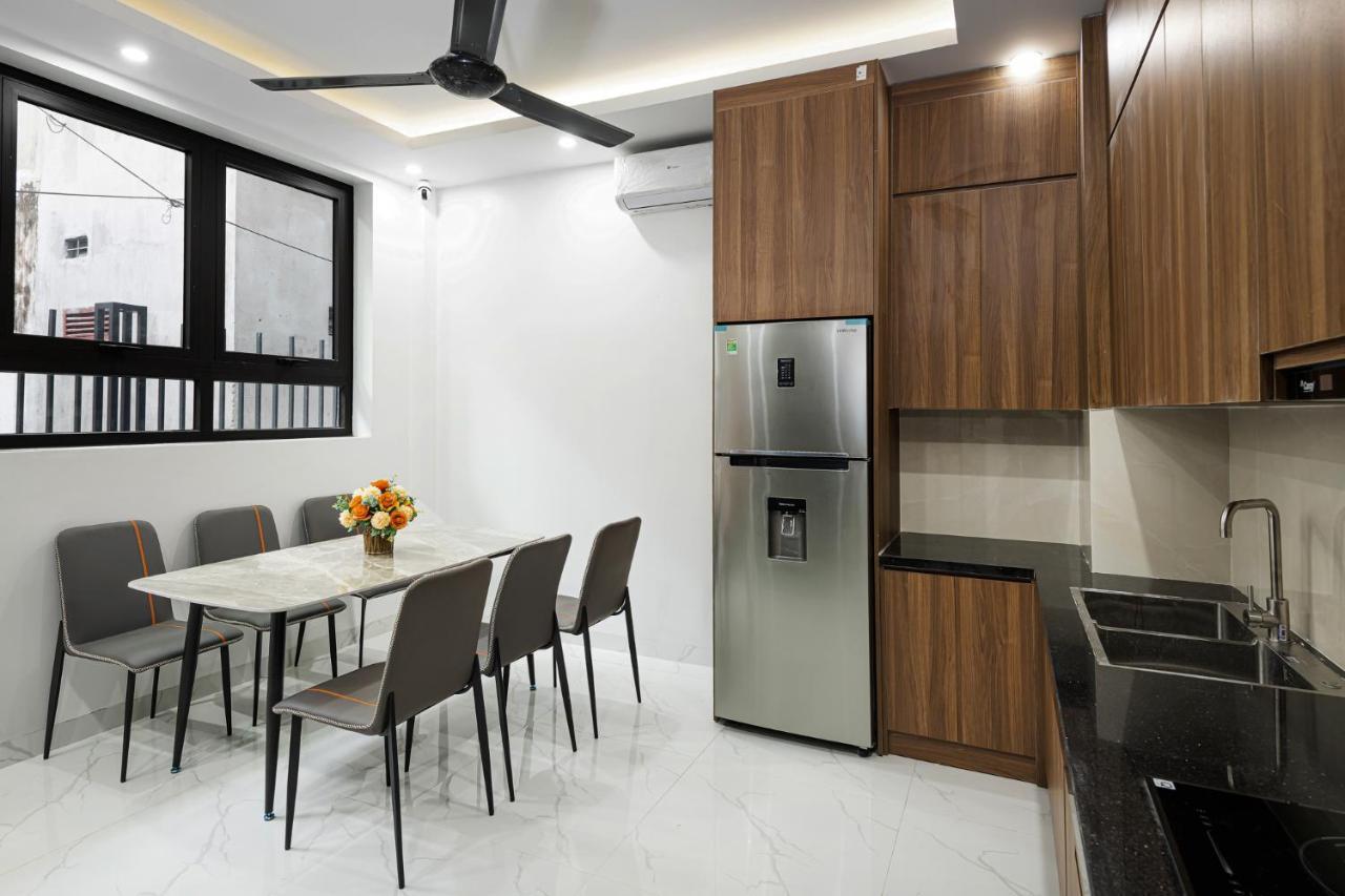 Ami House 1 *