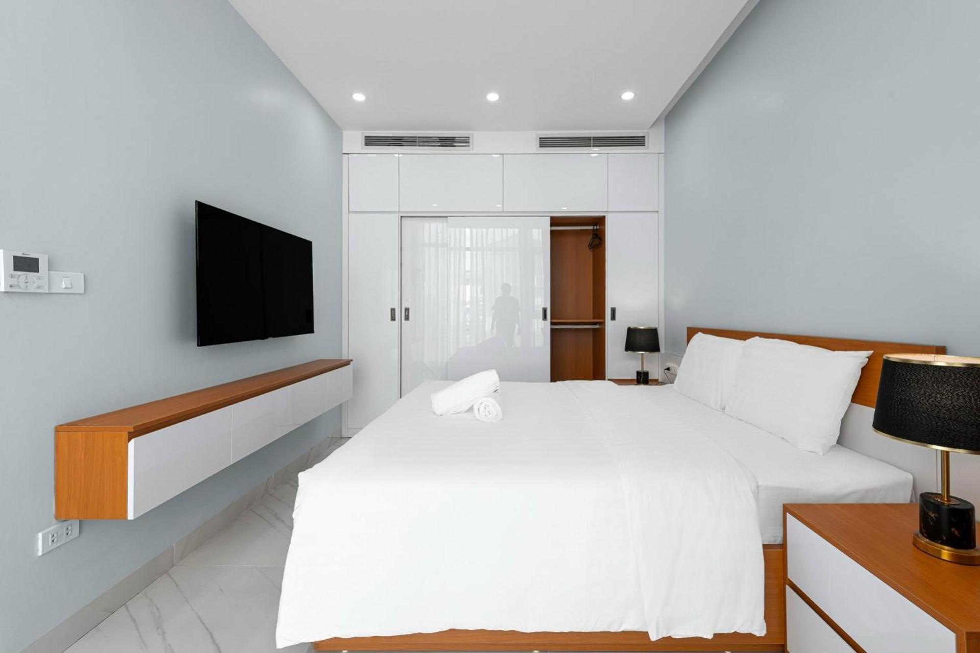 Ami House 1 *